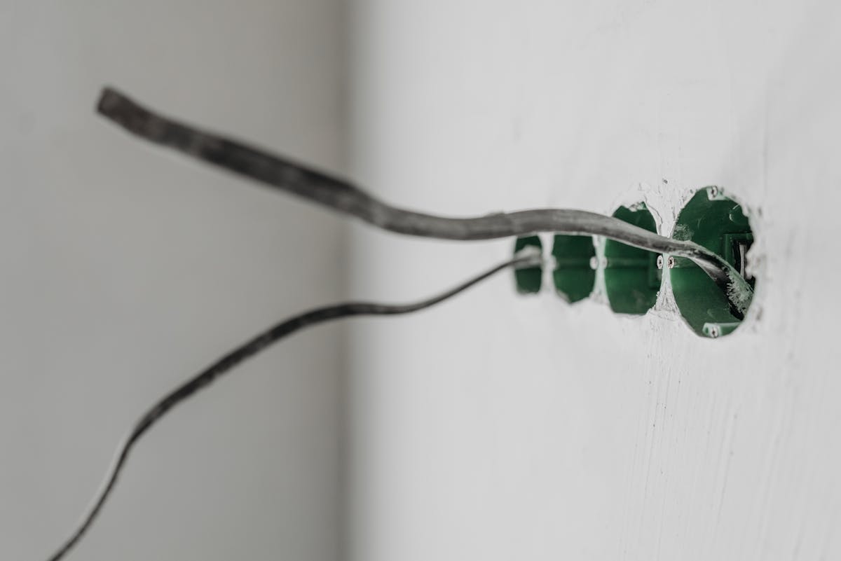 House Rewiring tips Aranui